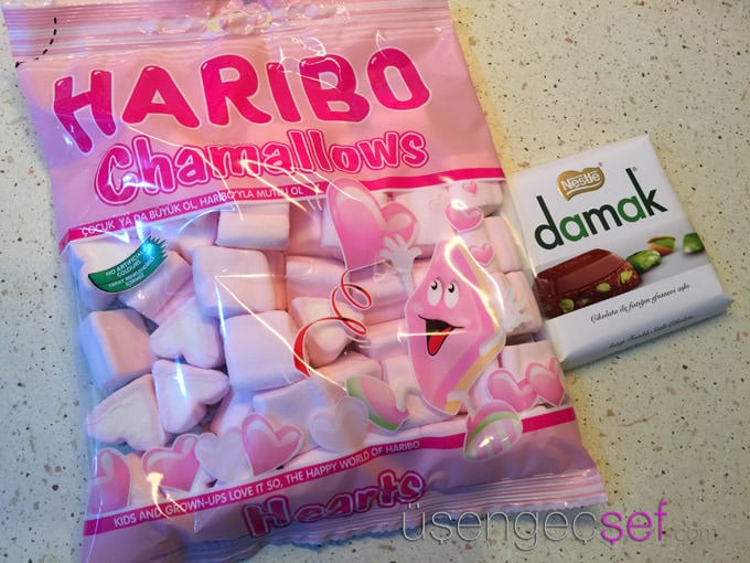 smores-dip-marshmallow-haribo-tatli-tarif-usengec-sef