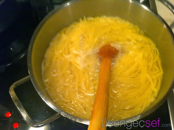kiymali-mantarli-spagetti-tarifi-makarna-yapimi