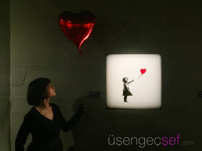 the-art-of-banksy-sergi-kirmizi-balon-karakoy