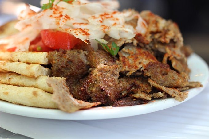 atina-bairaktaris-doner-kebab-yunanistan-tavsiye