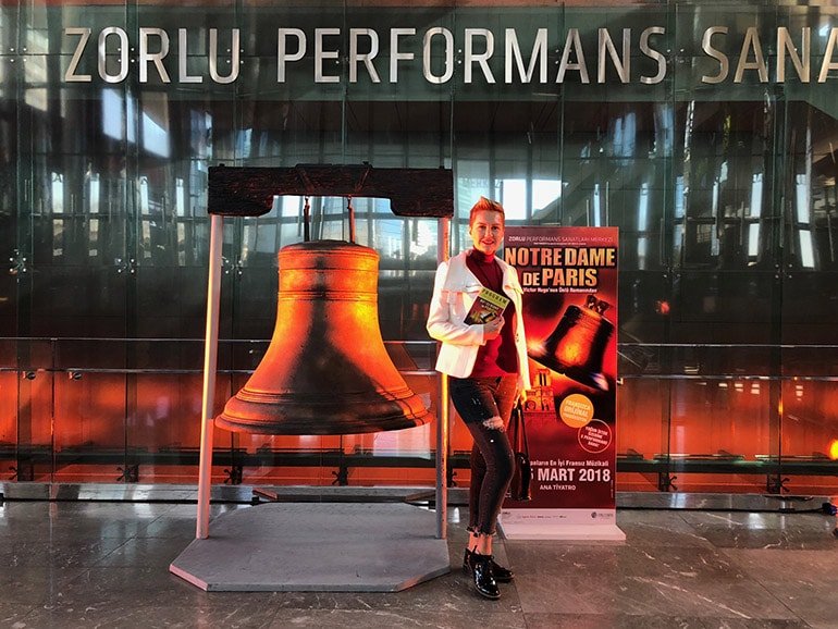 zorlu-psm-notre-dame-de-paris-muzikali-usengec-sef