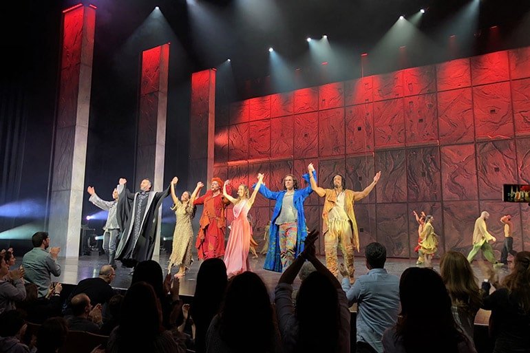 zorlu-psm-notre-dame-de-paris-muzikal-bilet-fiyat