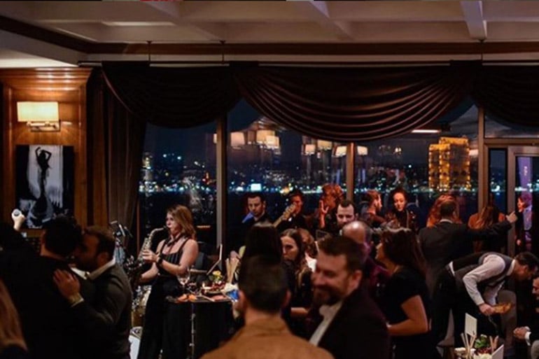 gabbro resto bar swissotel