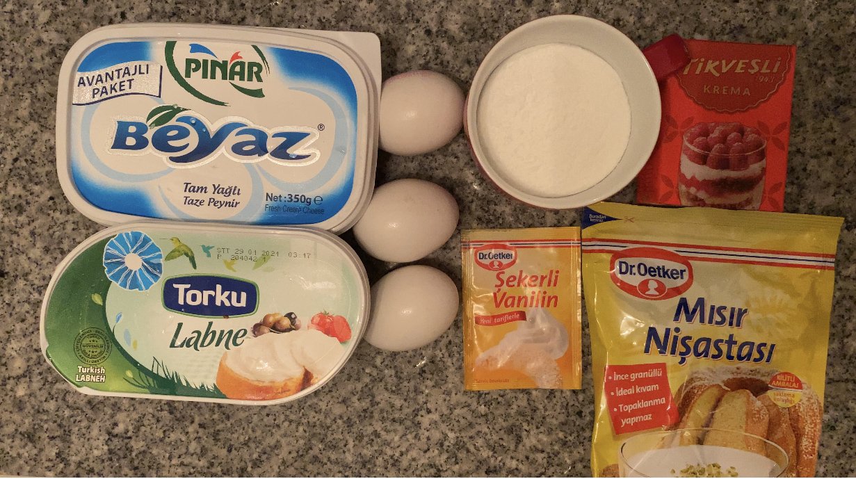 San Sebastian Cheesecake Tarifi için gerekli malzemeler